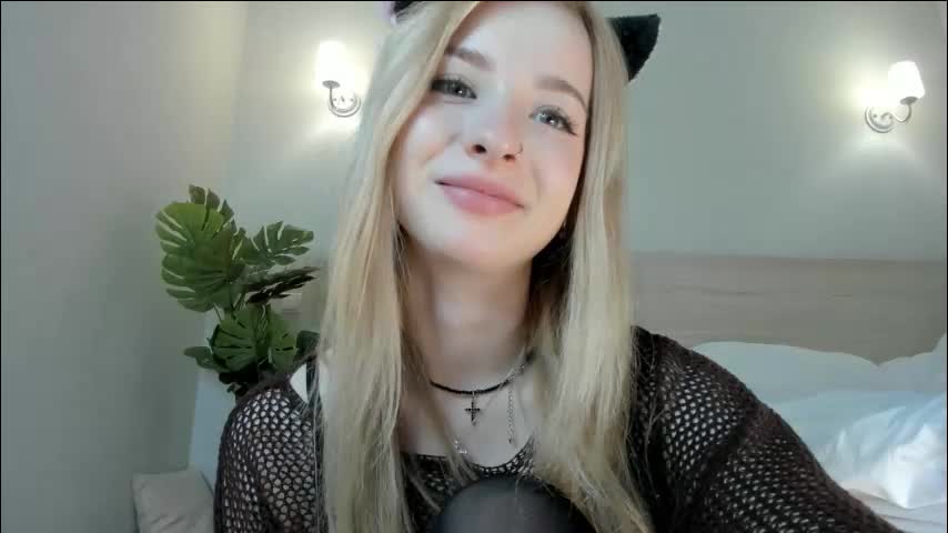 w1xll Adult Chat October 6, 2025