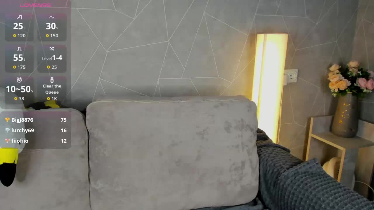 Blossom-Sonya Adult Chat October 6, 2025