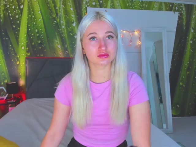 HollyTaillor Adult Chat October 6, 2025