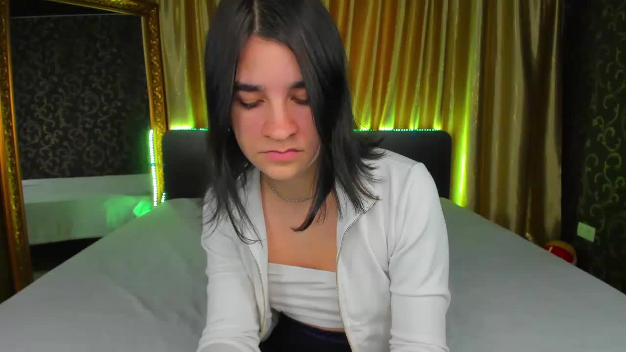 Polly-Love Adult Chat October 6, 2025