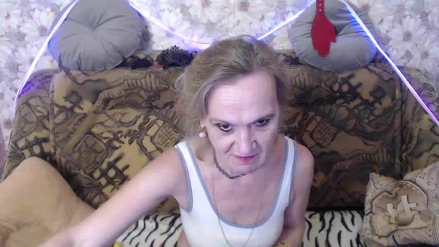 MissBekker Adult Chat October 6, 2025