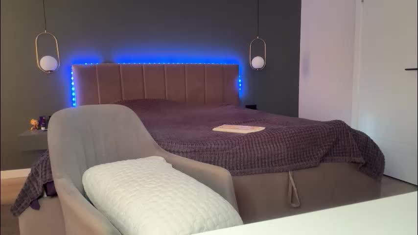 kristy_saint Adult Chat October 6, 2025