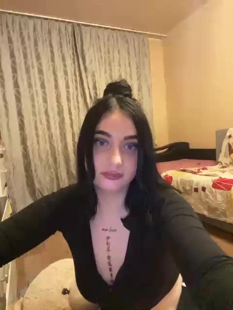 Aliska22 Adult Chat October 7, 2025