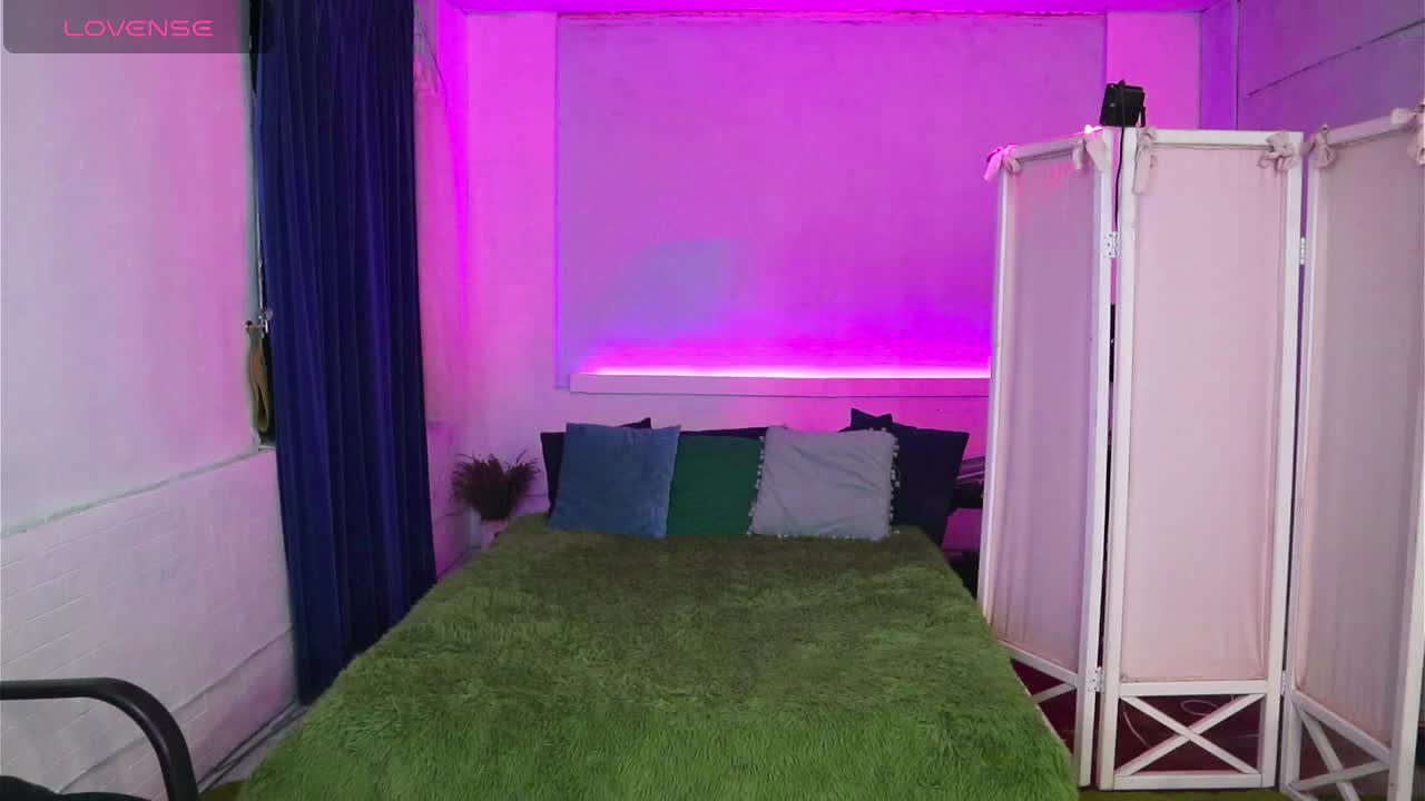 AlisaAleks Adult Chat October 7, 2025