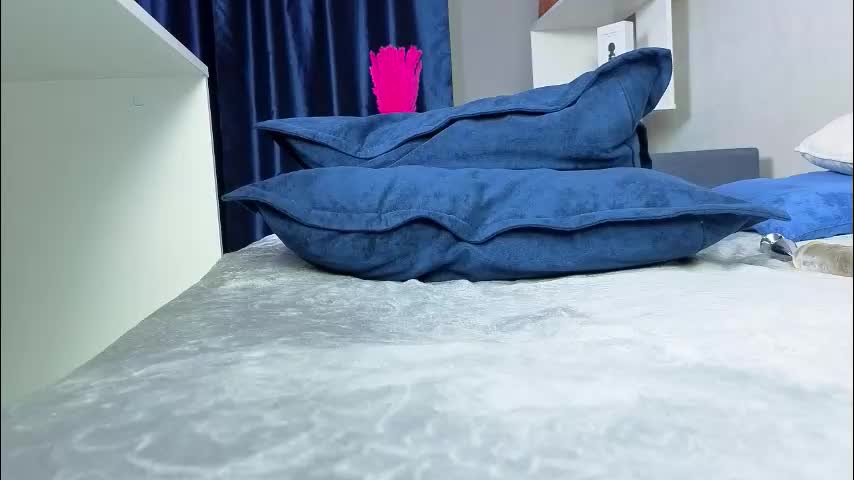 kikiolovely Adult Chat October 7, 2025