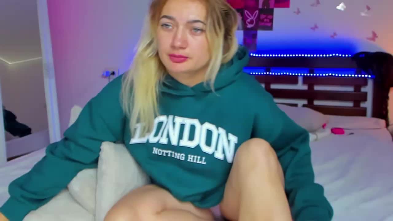 MikkiShows Adult Chat October 7, 2025