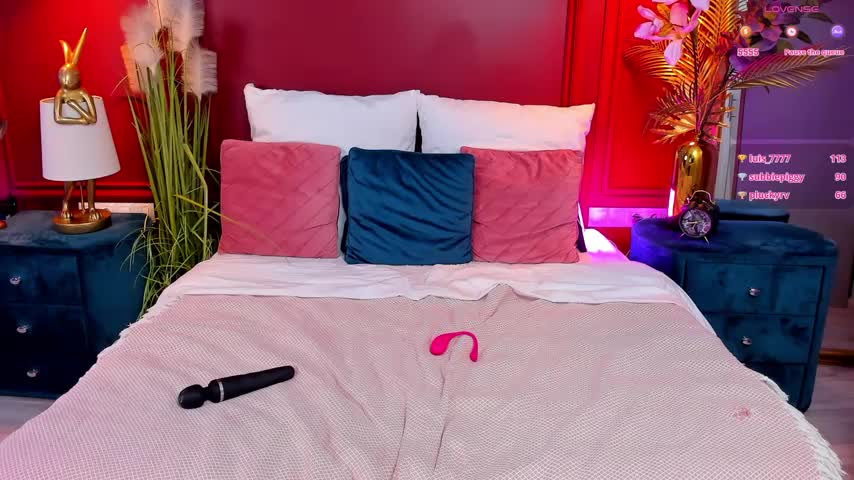 GiaCale Adult Chat October 6, 2025