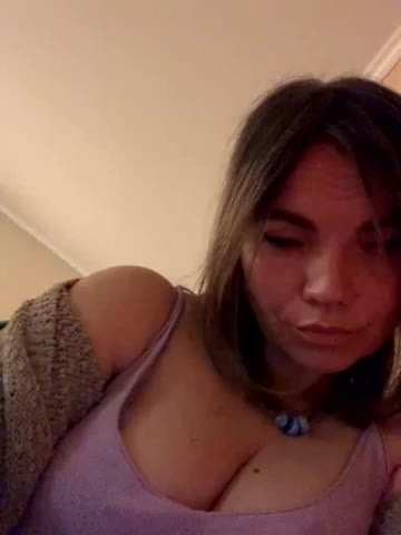 Ella-Pearlie Adult Chat October 7, 2025