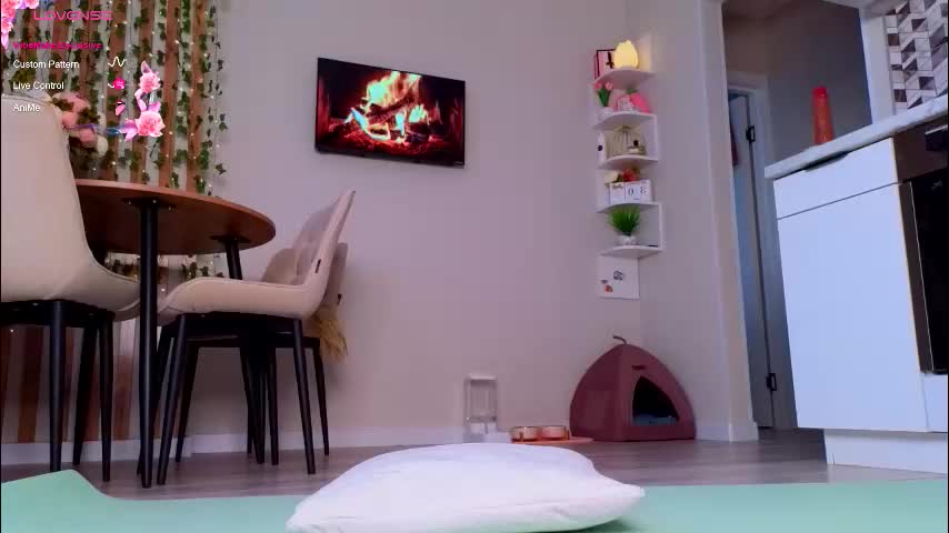 lana_me Adult Chat October 7, 2025