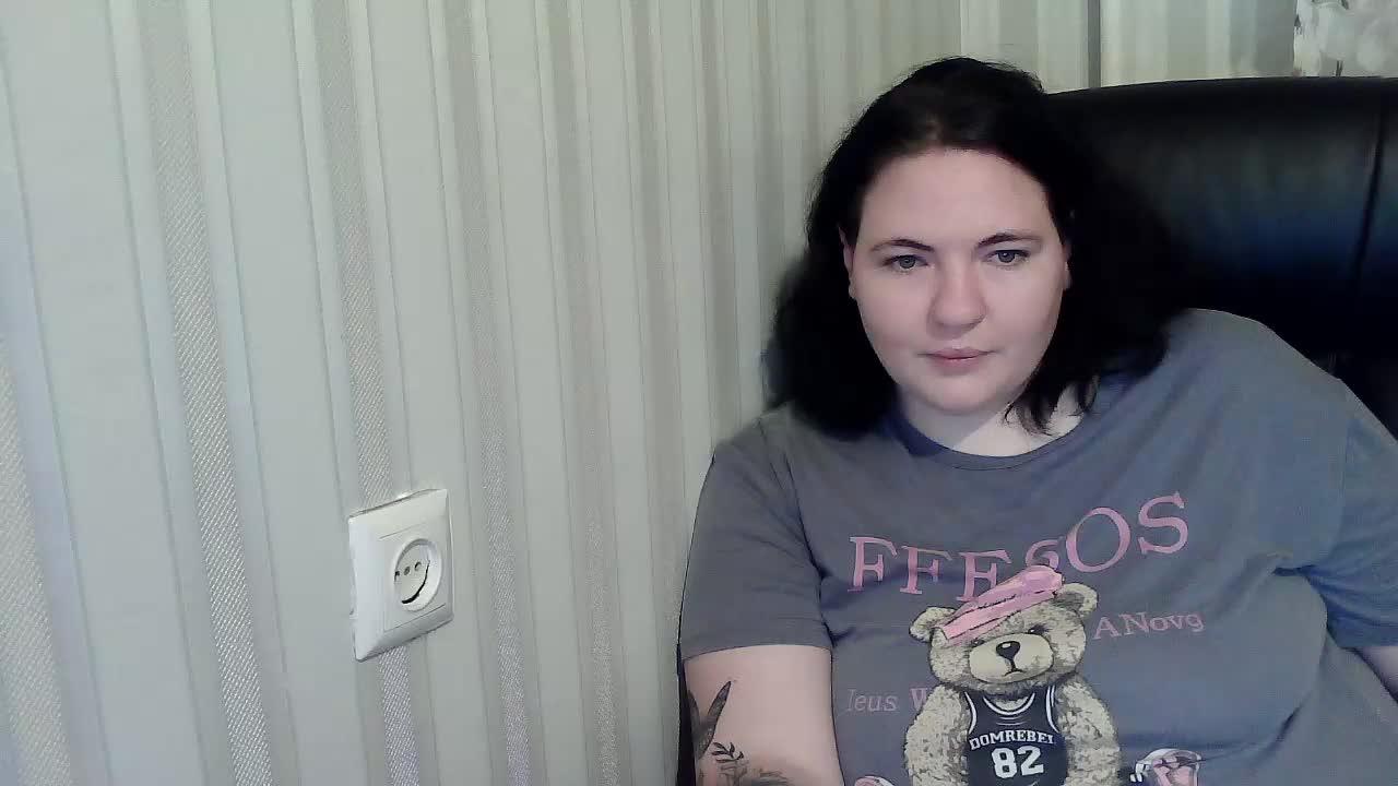 XLisaBlueX Adult Chat October 7, 2025