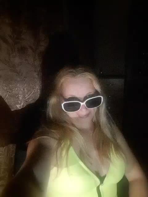 -nelya- Adult Chat October 7, 2025