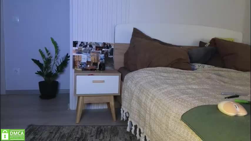 evi_woow Adult Chat October 7, 2025