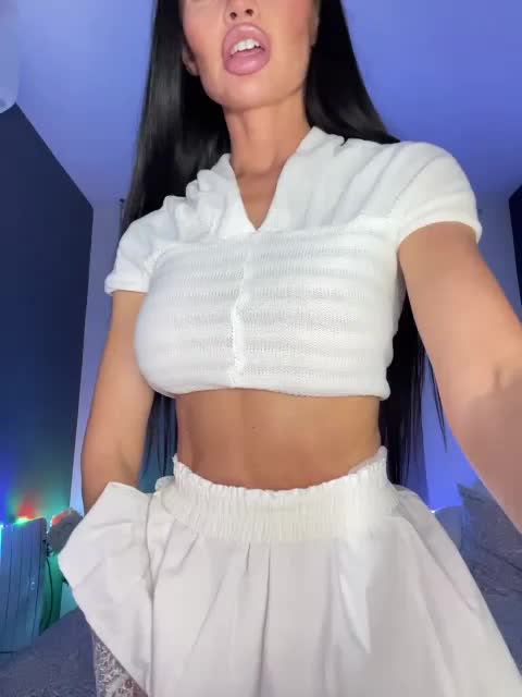 nicole21x Adult Chat October 7, 2025