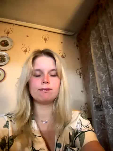 Pionchick Adult Chat October 7, 2025