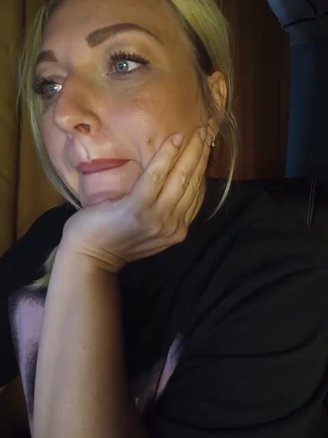 Tanysha-1 Adult Chat October 7, 2025