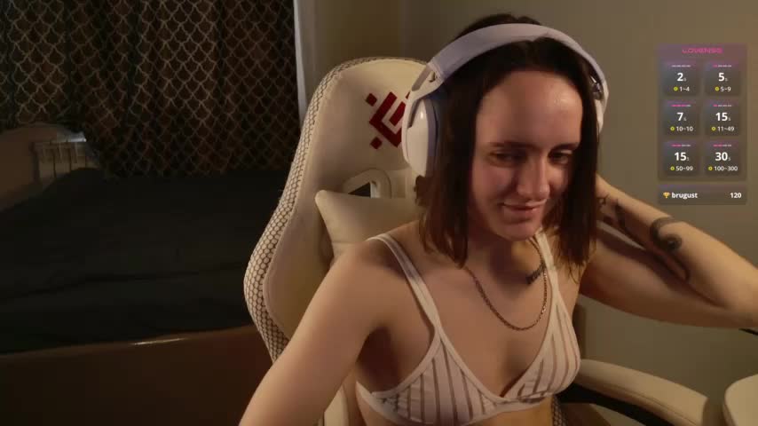 Luna_Loveee Adult Chat October 7, 2025