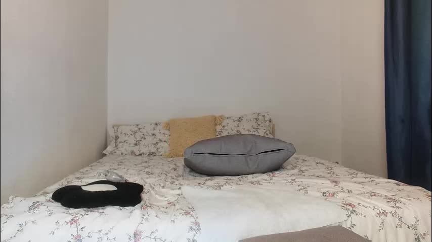 smalldoll7 Adult Chat October 7, 2025