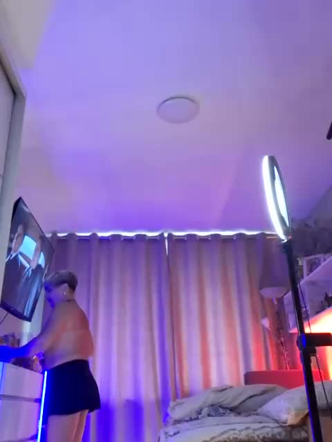 murr-kitty Adult Chat October 7, 2025