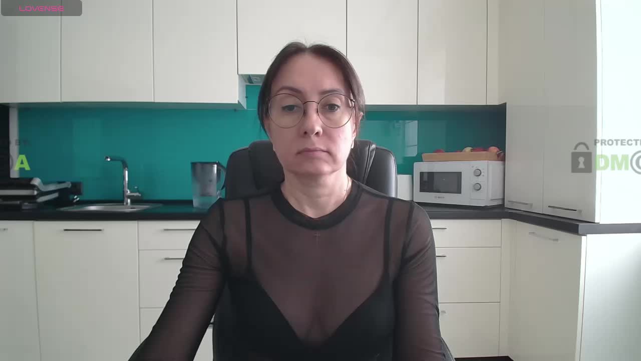 Valerianice Adult Chat October 7, 2025