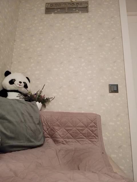 Black_chick Adult Chat October 7, 2025