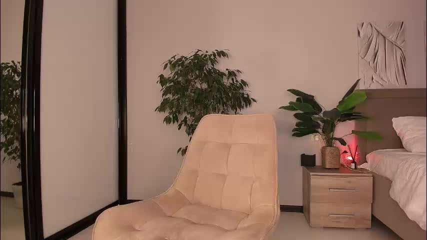 creambaby1 Adult Chat October 7, 2025