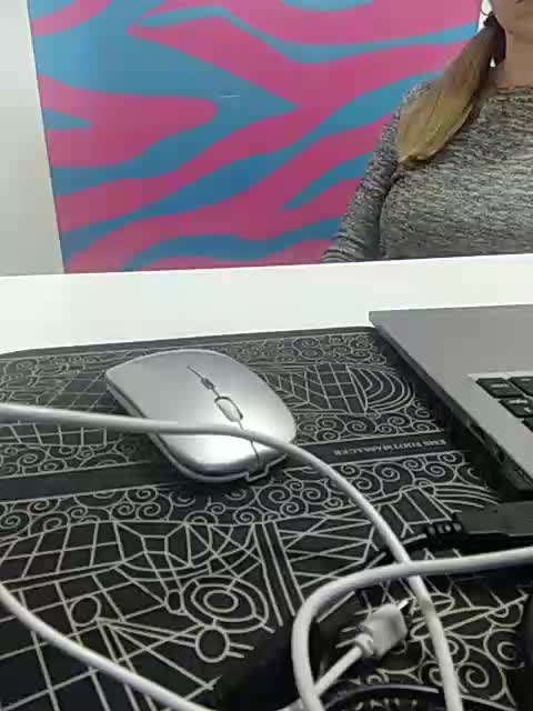 Xo4y-Tpax Adult Chat October 7, 2025