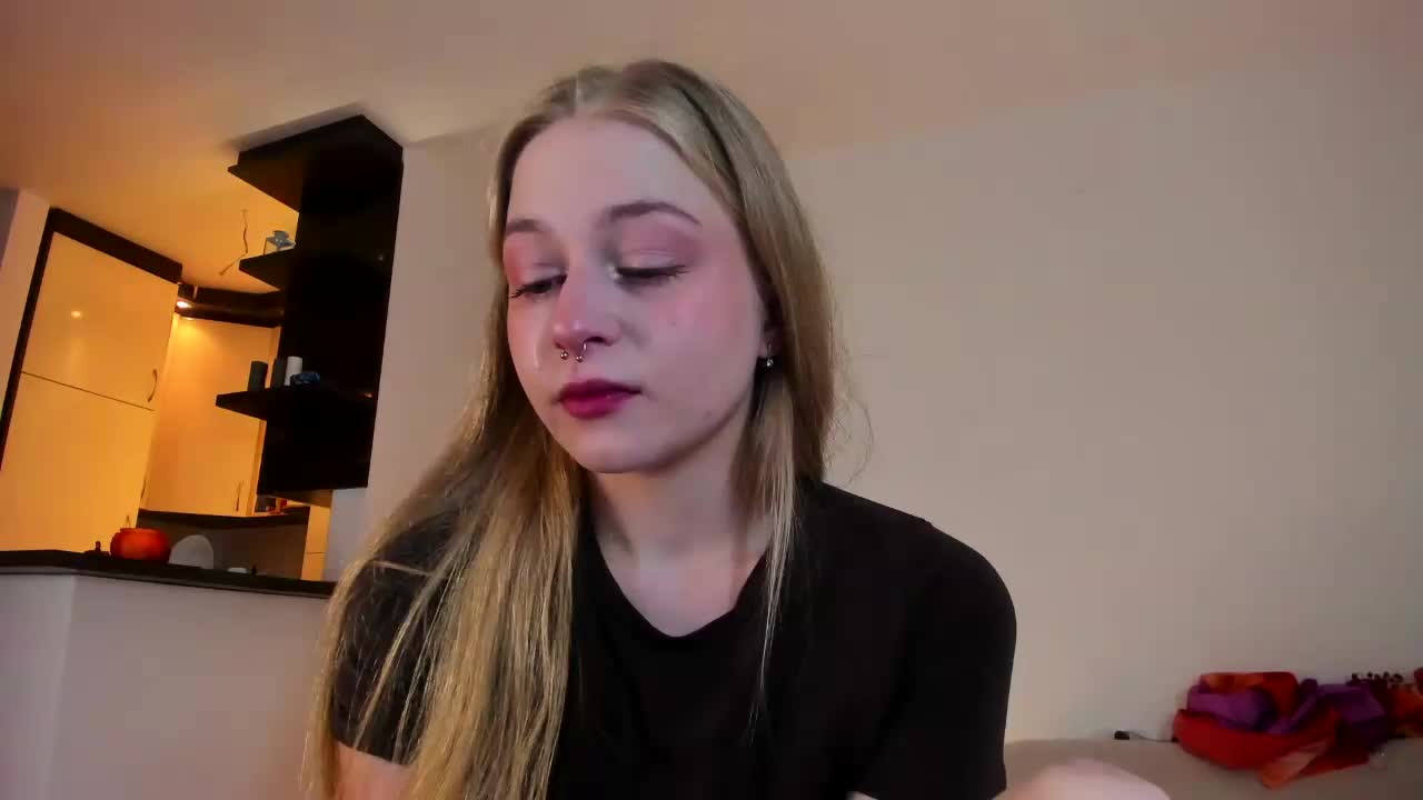 MiaMeowa Adult Chat October 7, 2025