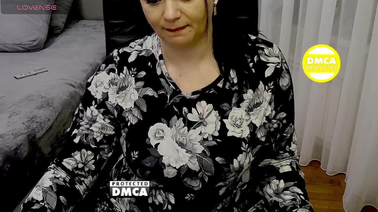 -WarM_Me- Adult Chat October 7, 2025