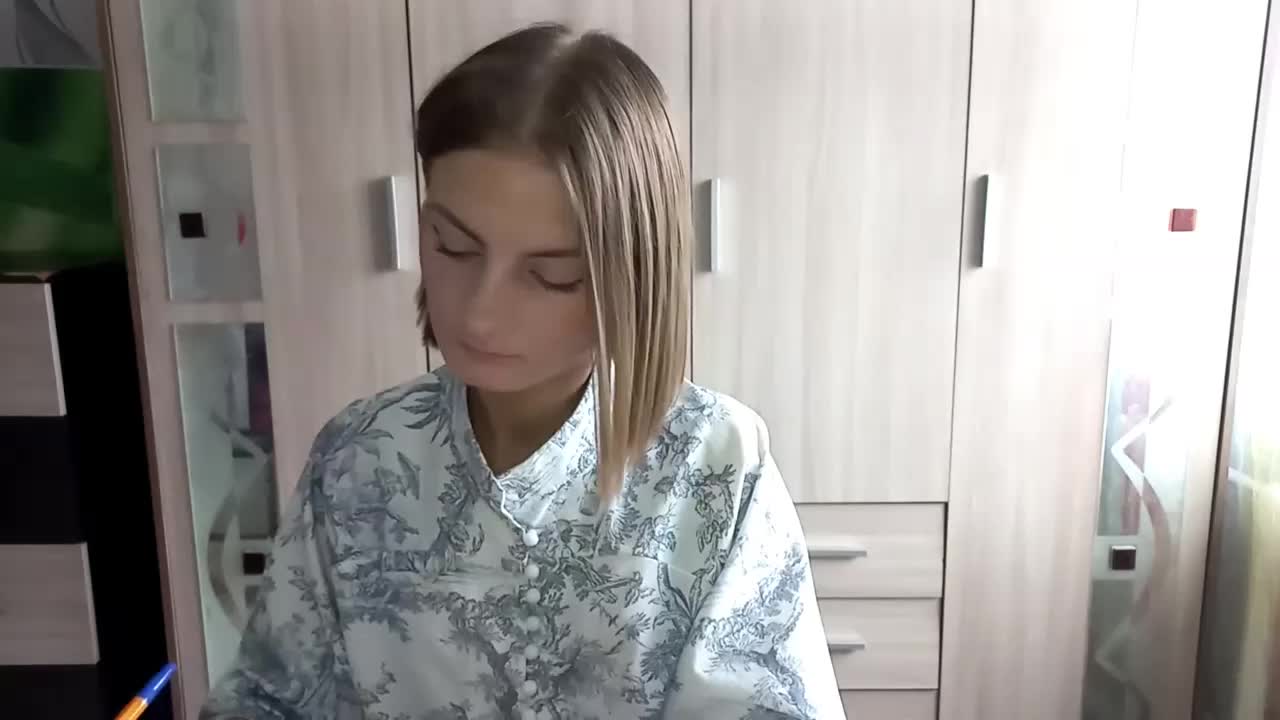 AuroraRow Adult Chat October 7, 2025