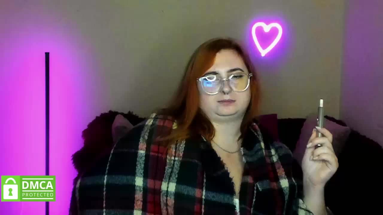 Aliciaredluv Adult Chat October 7, 2025