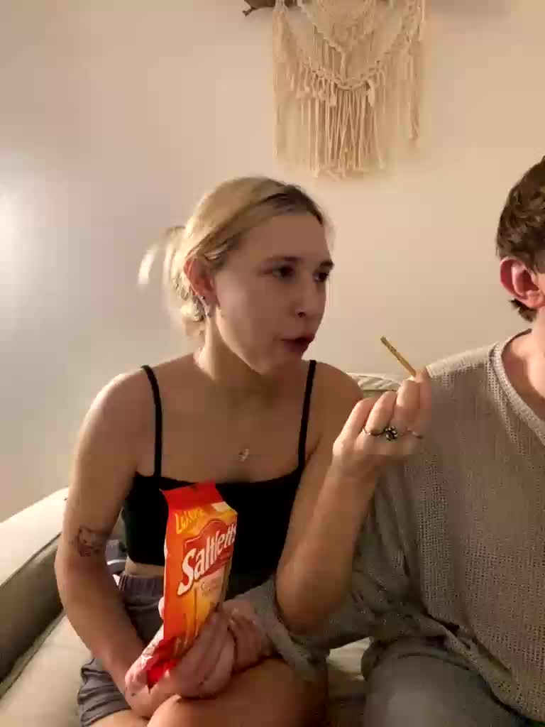 lina_wap Adult Chat October 8, 2025