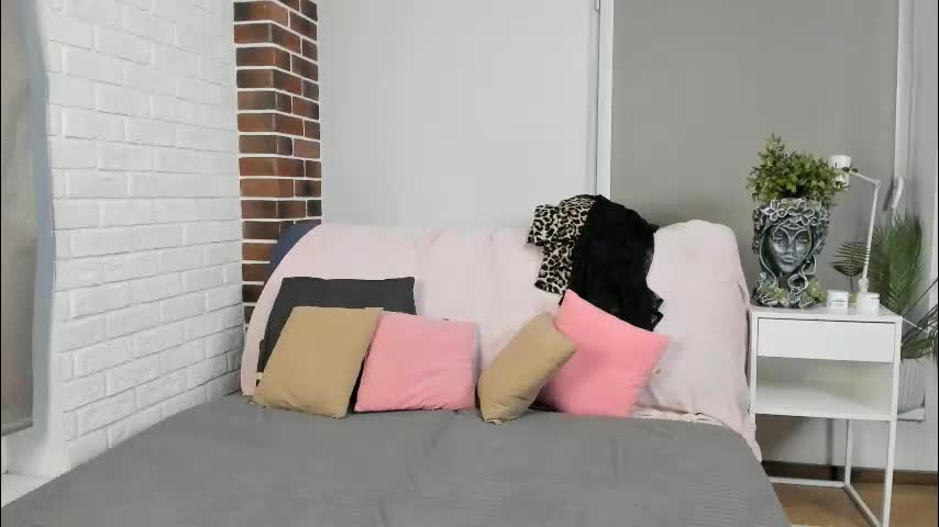 moirawenzinger Adult Chat October 8, 2025