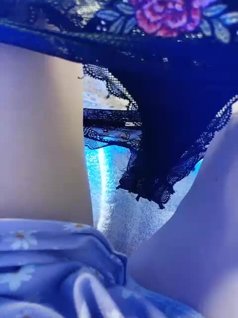 Piff_Pawlady Adult Chat October 8, 2025