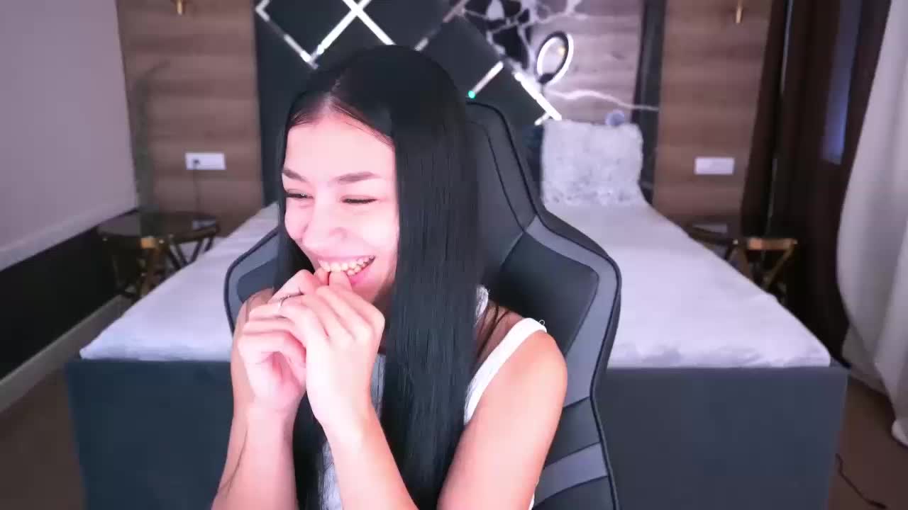 FataleNellie Adult Chat October 8, 2025