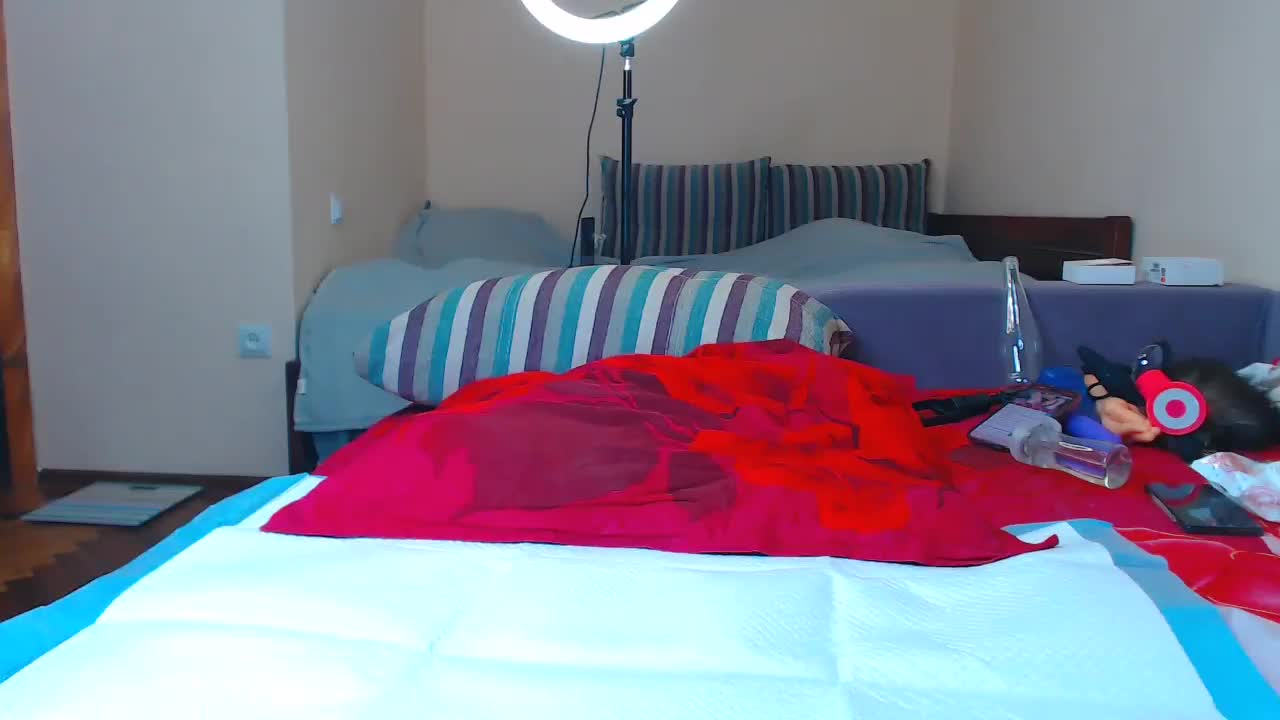 ANALQUEEN555 Adult Chat October 8, 2025