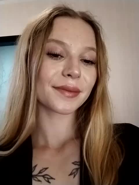 1biscuit1 Adult Chat October 8, 2025