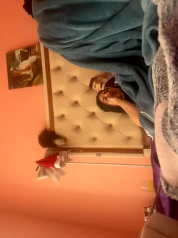 Flossy_Vettie Adult Chat October 8, 2025