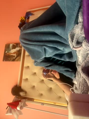 Flossy_Vettie Adult Chat October 8, 2025