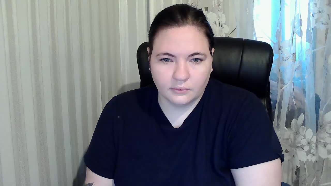 XLisaBlueX Adult Chat October 8, 2025