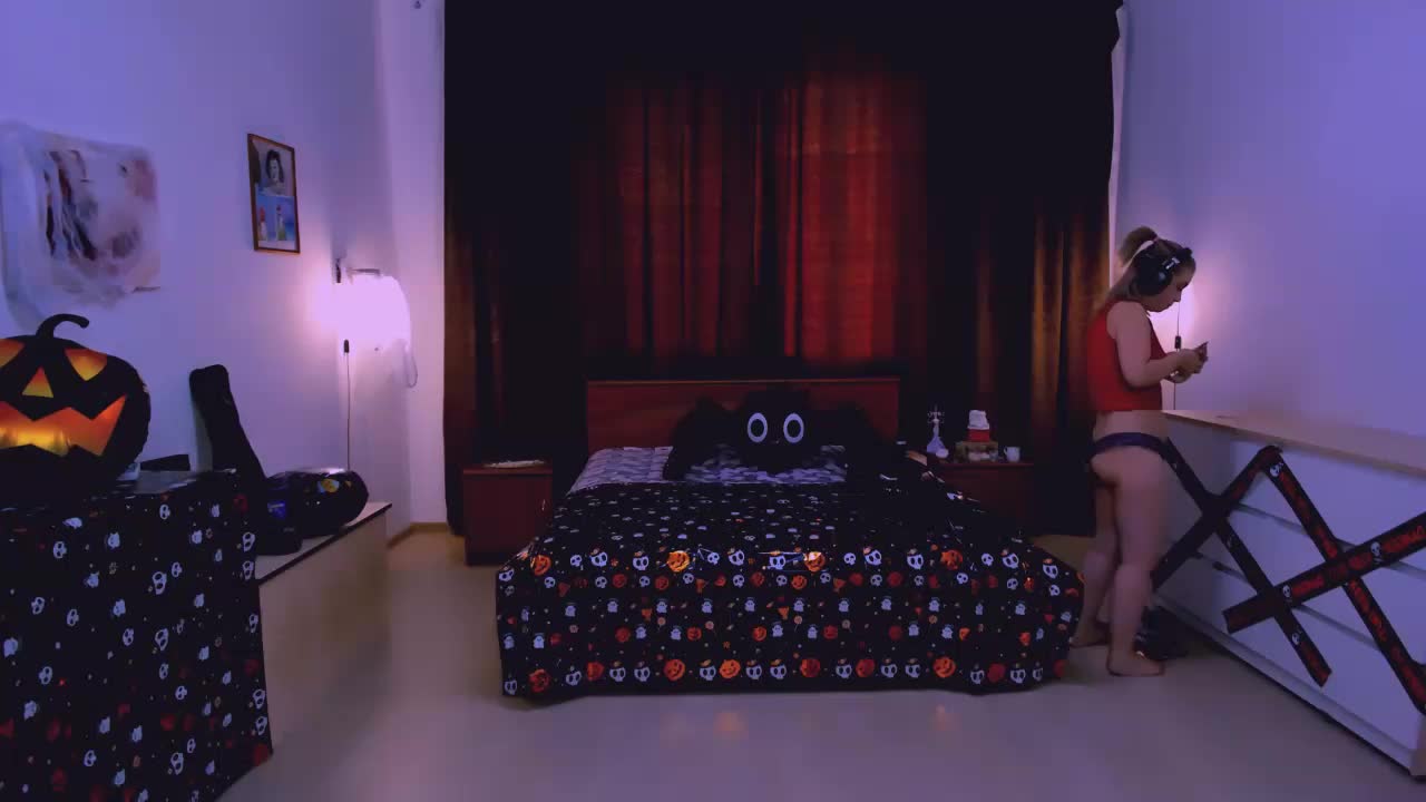 BabyNicole Adult Chat October 8, 2025