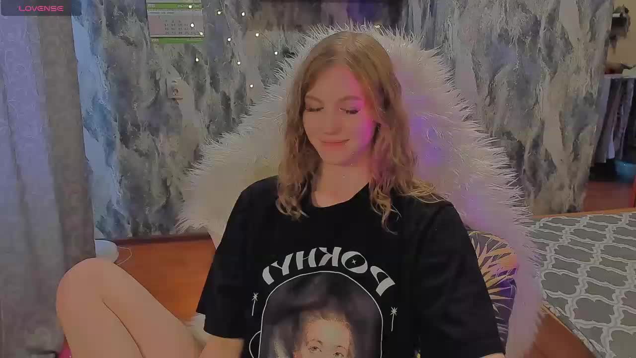 JuxxxsyBunx Adult Chat October 8, 2025