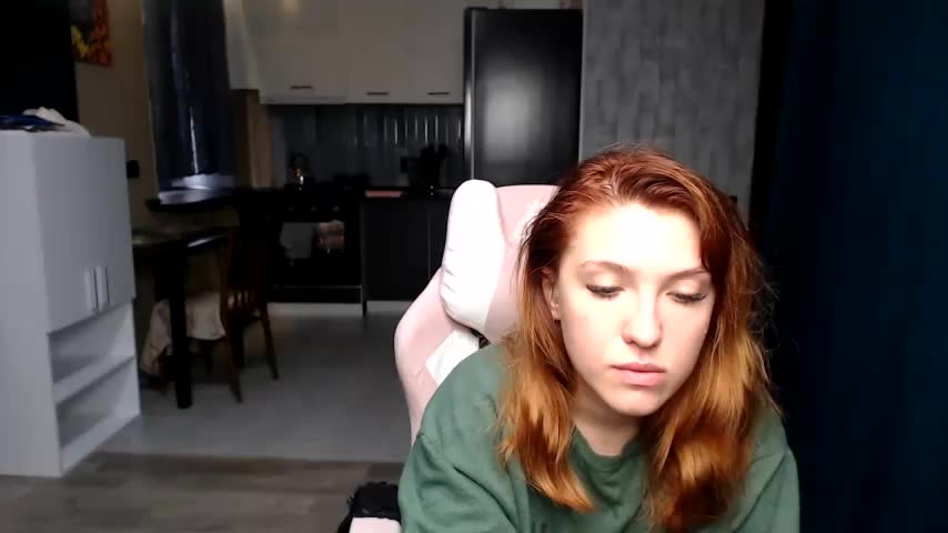 Reginasmilee Adult Chat October 8, 2025