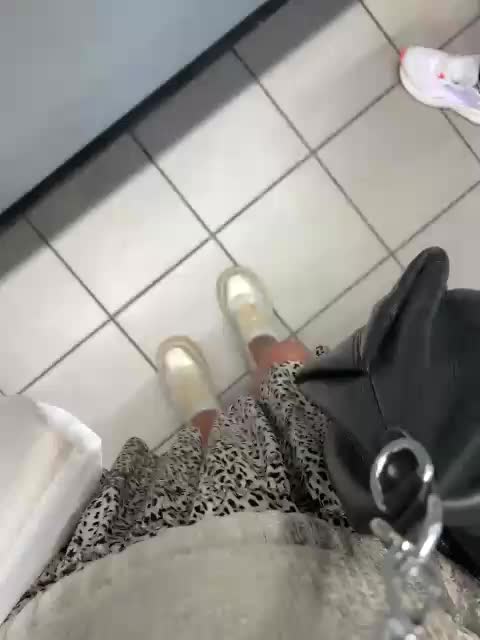 Karolina_Milf Adult Chat October 8, 2025