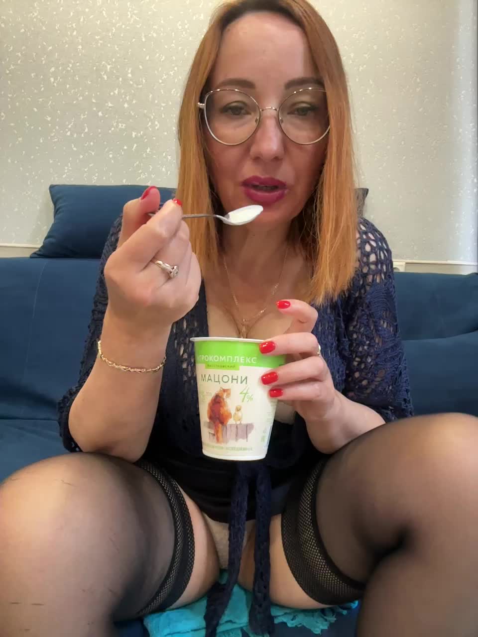 Pink-Lips Adult Chat October 8, 2025