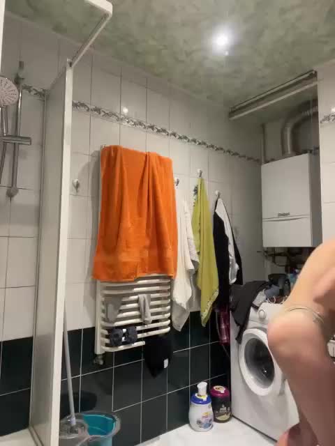 Milana22a Adult Chat October 8, 2025