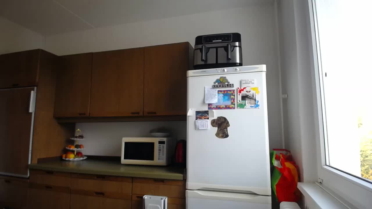 sensitiveLOLA Adult Chat October 8, 2025