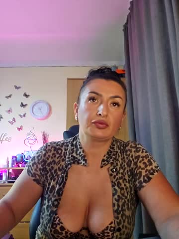 Hotangel75 Adult Chat October 8, 2025