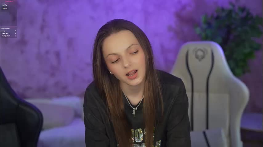 kira0541 Adult Chat October 8, 2025