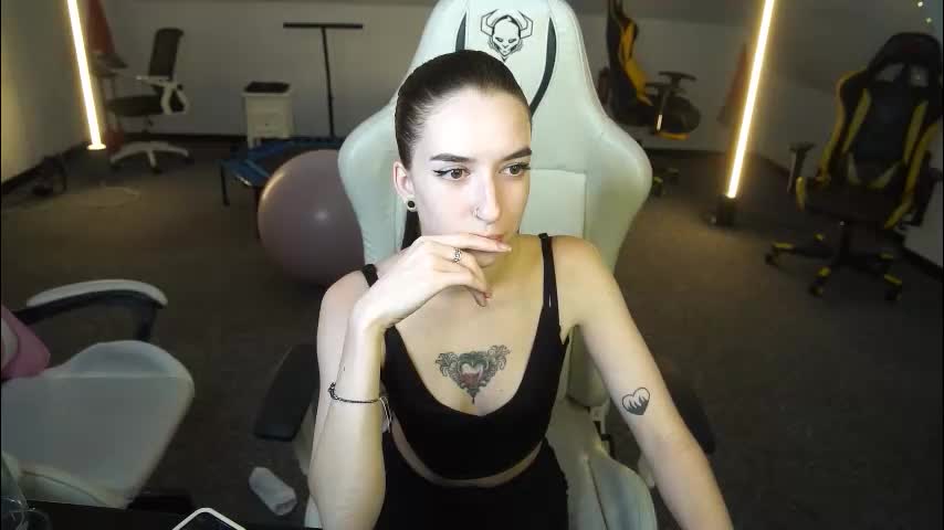 sheryl_elegance Adult Chat October 8, 2025