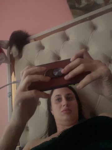 Flossy_Vettie Adult Chat October 8, 2025